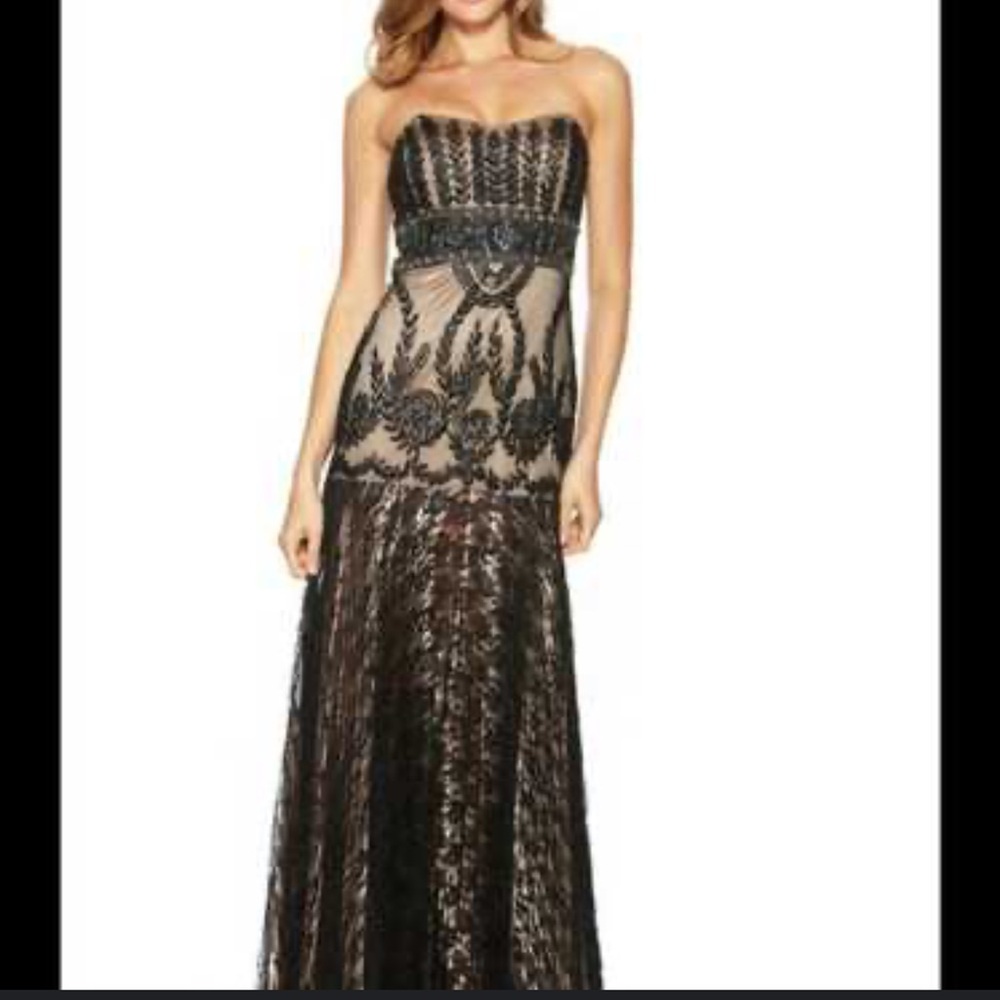 Sue Wong Nocturne sleeveless beaded evening gown in black and nude size 12